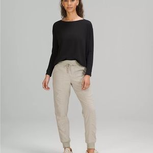 Lululemon back in action top